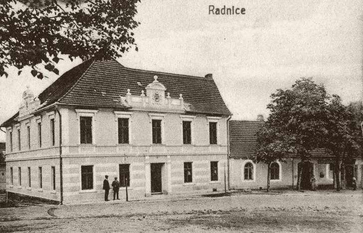 Historické Dolní Bukovsko — radnice